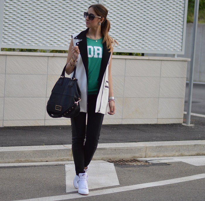 Primark t-shirt, Primark, Primark tee, H&M, H&M pants, Nike, Nike sneakers, Nike Dunk Sky High, Nike dunk sky high sneakers, givenchy, givenchy bugatti bag, fashion blog, elisa taviti blog, my fantabulous world