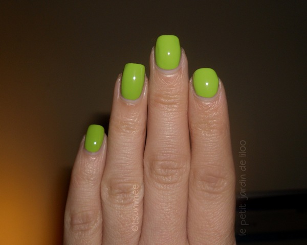 [03-gosh-nail-polish-early-green-606%255B4%255D.jpg]