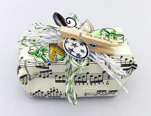 [GiftWrapping7%255B4%255D.jpg]