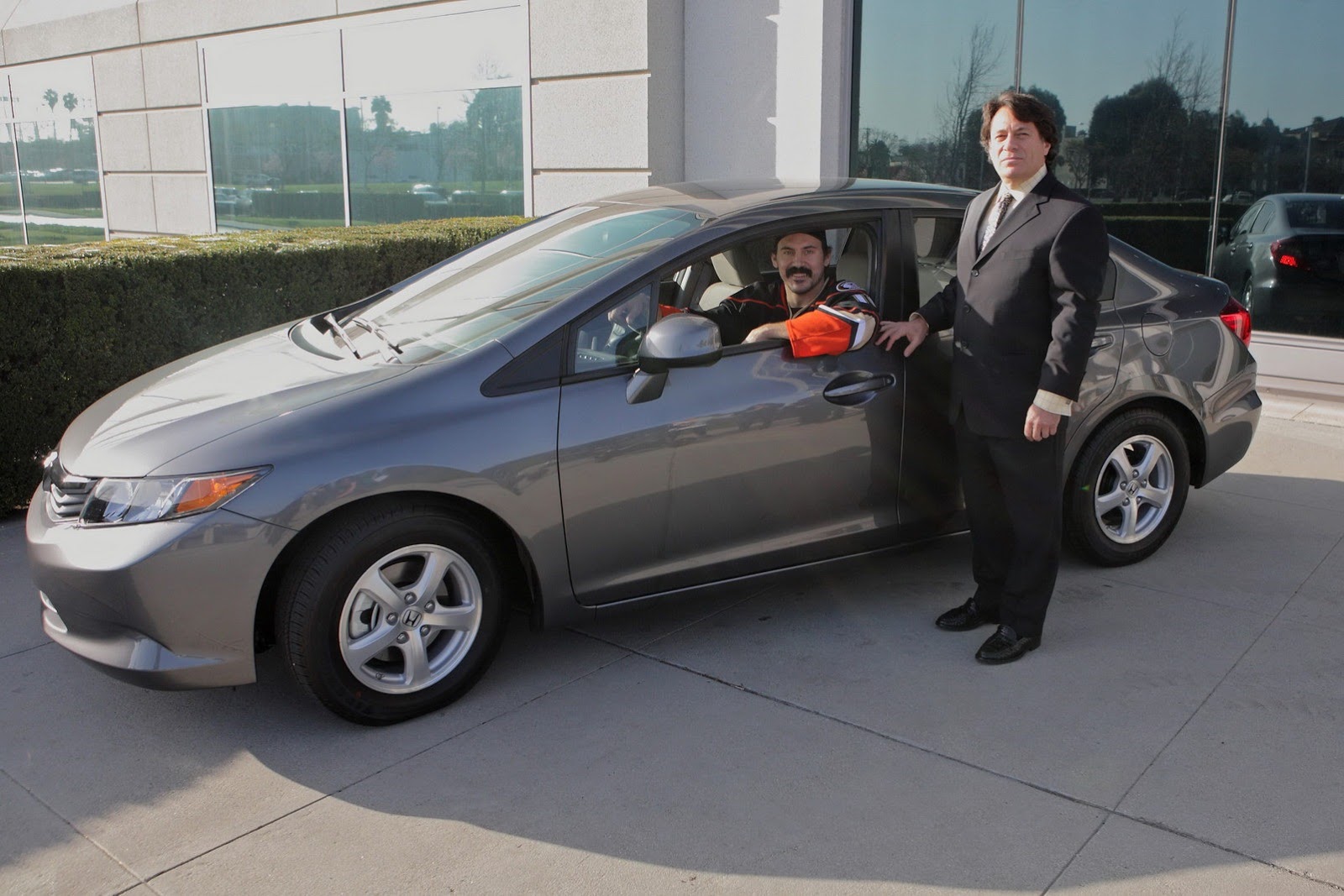 [2012-Honda-Civic-NGV-2%255B2%255D.jpg]