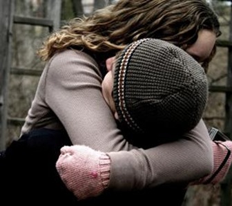 abrazo-san-valentin- abrazo-san-valentin-