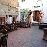 Atrium (1).JPG