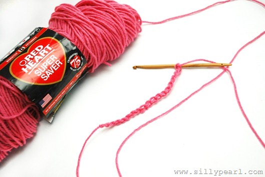 CrochetedPaperChainHeart1