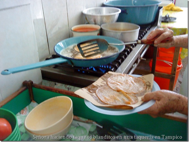 TACOS BLANDITOS (2) TACOS BLANDITOS (2)