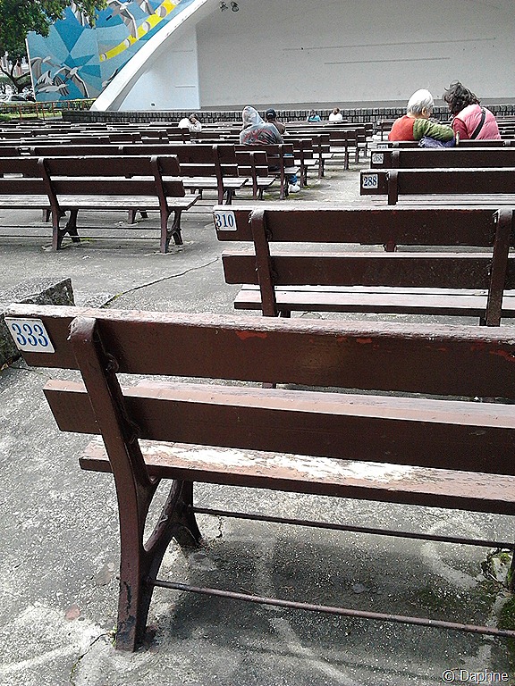[2012-02-29%252012.59.16%255B4%255D.jpg]