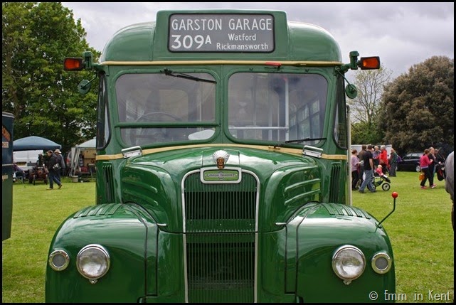 London Transport Vintage Bus GS15-MXX 315