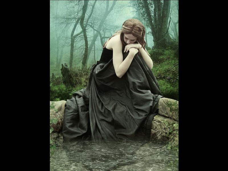 Black Swamp Fantasy Girl, Gothic Girls