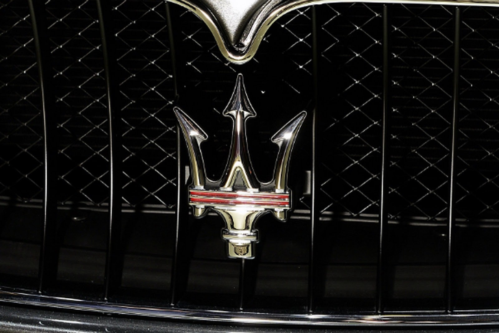 [Maserati-GT-MC-Stradale-8%255B2%255D.jpg]