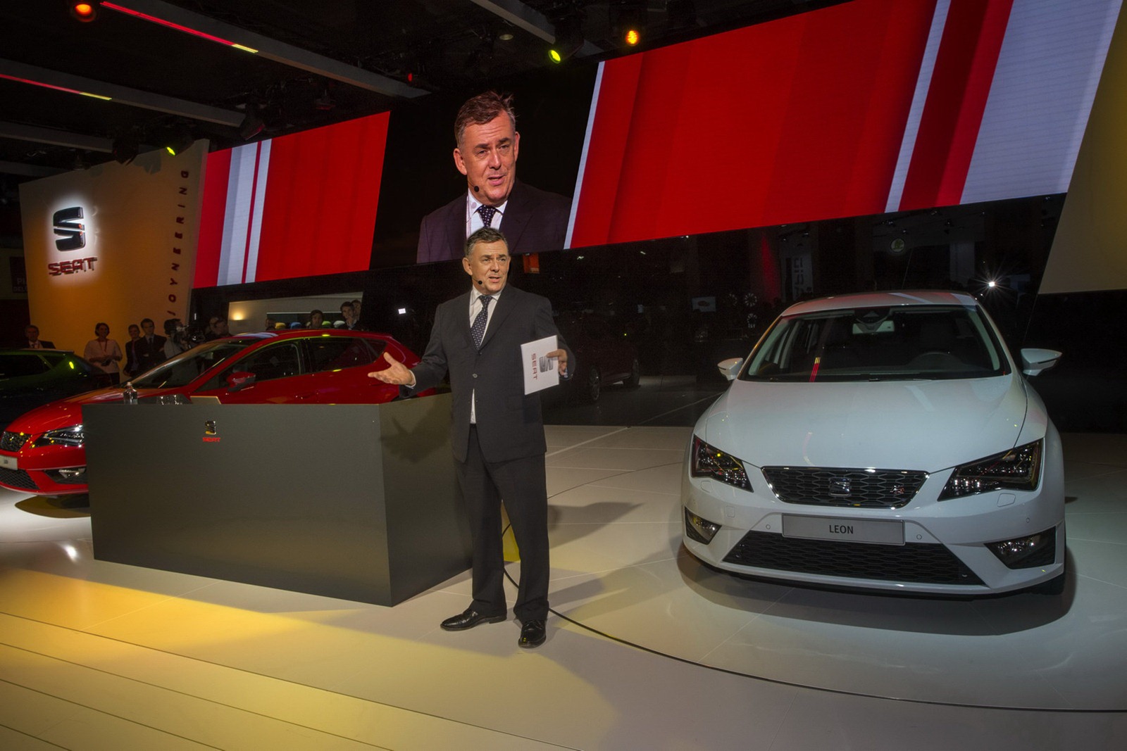[SEAT-Leon-2013-20%255B2%255D.jpg]