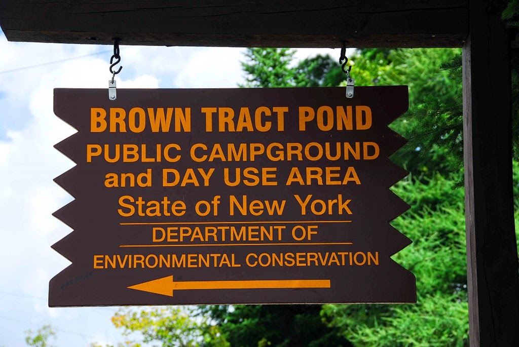 [Brown-Tract-Pond-Sign3.jpg]
