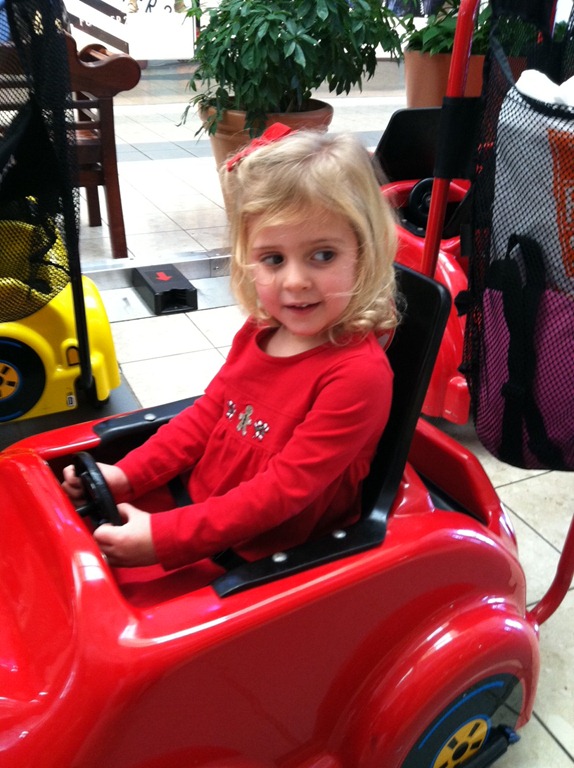 [sadie%2520shopping%255B4%255D.jpg]