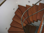 Faltwerktreppe in Merbau