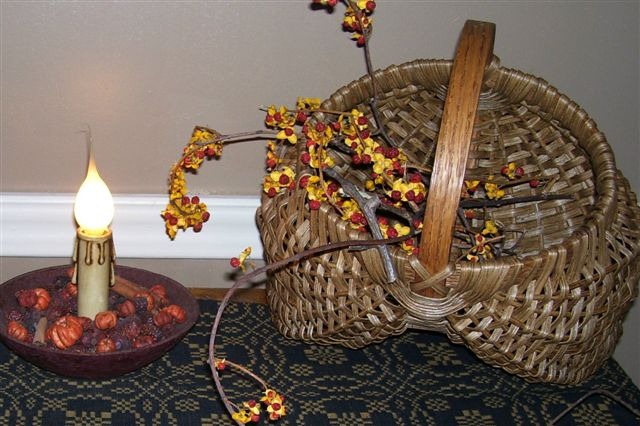 [basket_with_bittersweet%255B3%255D.jpg]