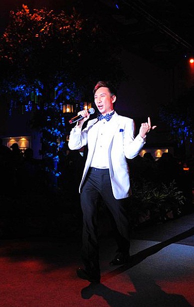 Hossan Leong Singapore Womens fashion week 2011 haute couture gala dinner marina bay sands