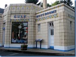 3308 Pennsylvania - Bedford, PA - Lincoln Highway (Pitt St) - Dunkle’s Gulf Art Deco Gas Station