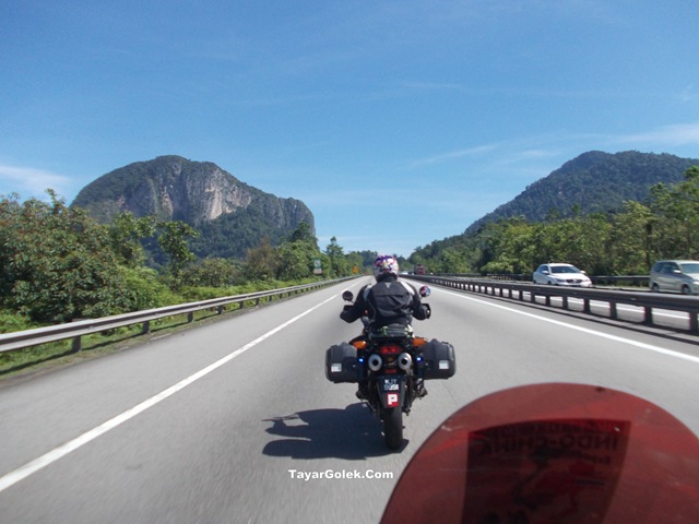 [DSCN29882.jpg]