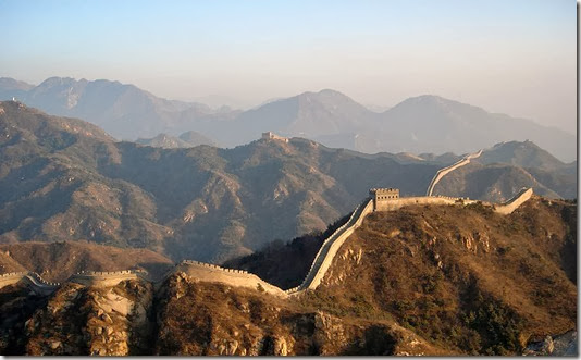 800px-chinesische-mauer 800px-chinesische-mauer