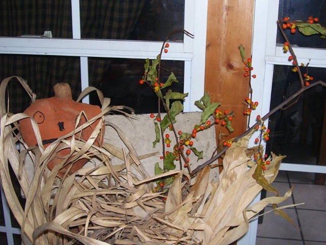[porch%252C%2520white%2520box%255B3%255D.jpg]