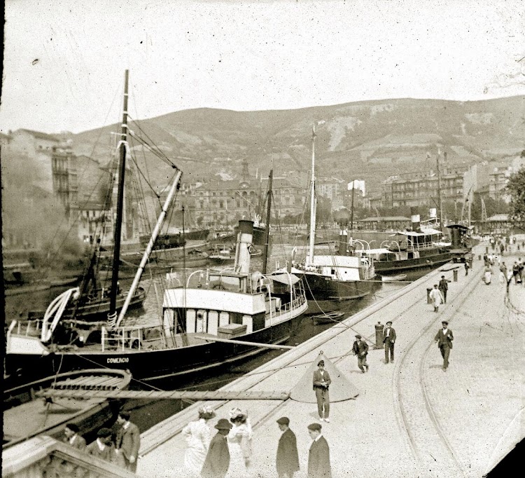 El vapor COMERCIO en el puerto de Bilbao. Foto Flickr.jpg