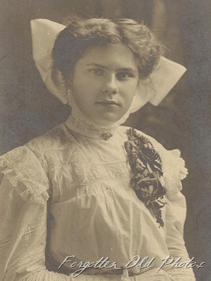 Alveda Carlson DL Antiques Alveda Carlson DL Antiques