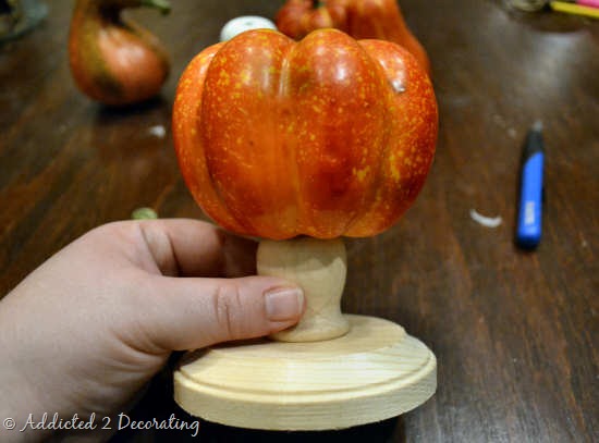 [miniature-pumpkin-topiary-53.jpg]