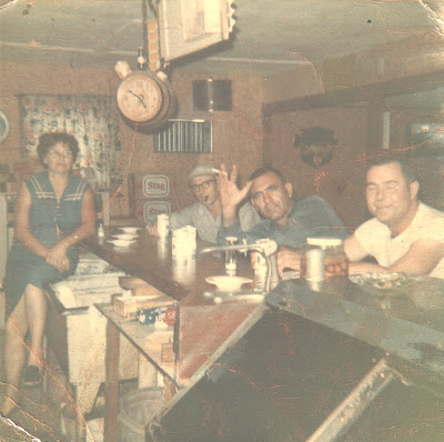 Mom tending bar - Midget Bar Mom tending bar - Midget Bar