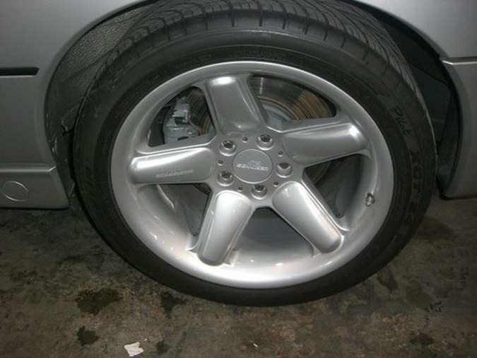 [BMW-850i-8%255B2%255D.jpg]