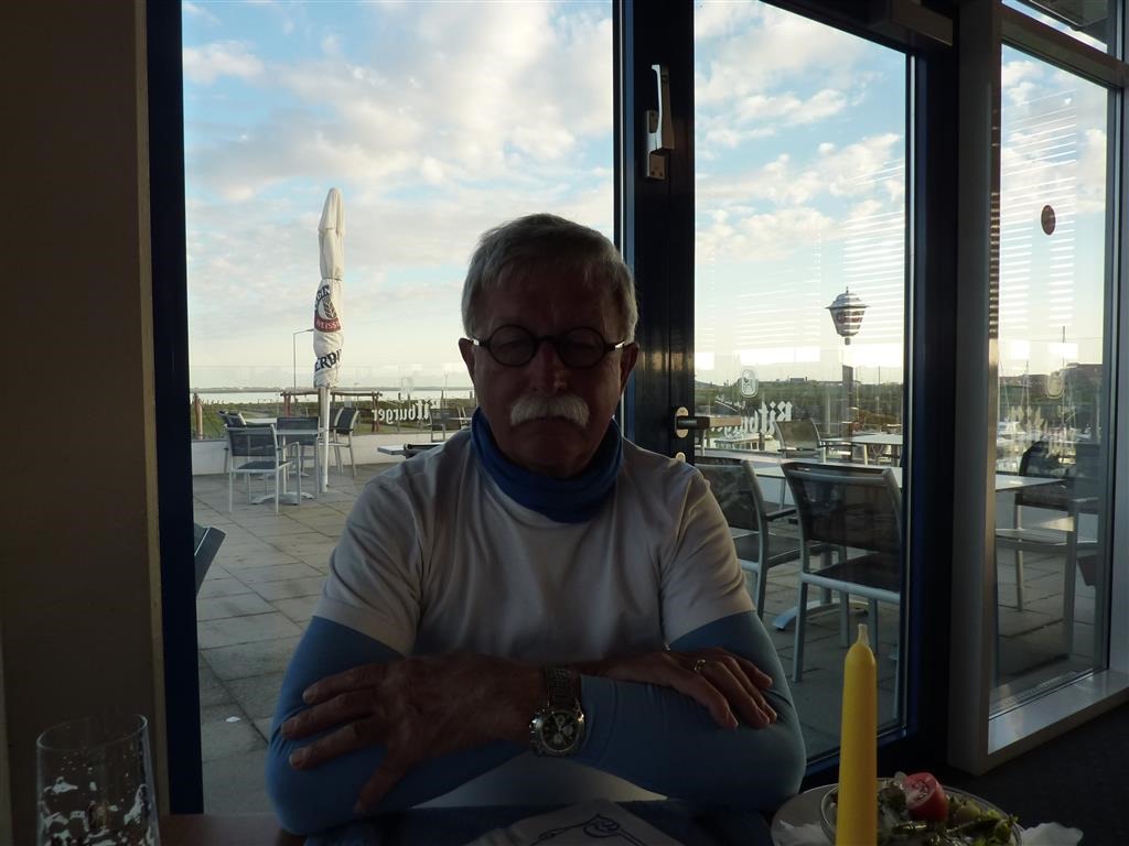 [P1030158-Medium7.jpg]