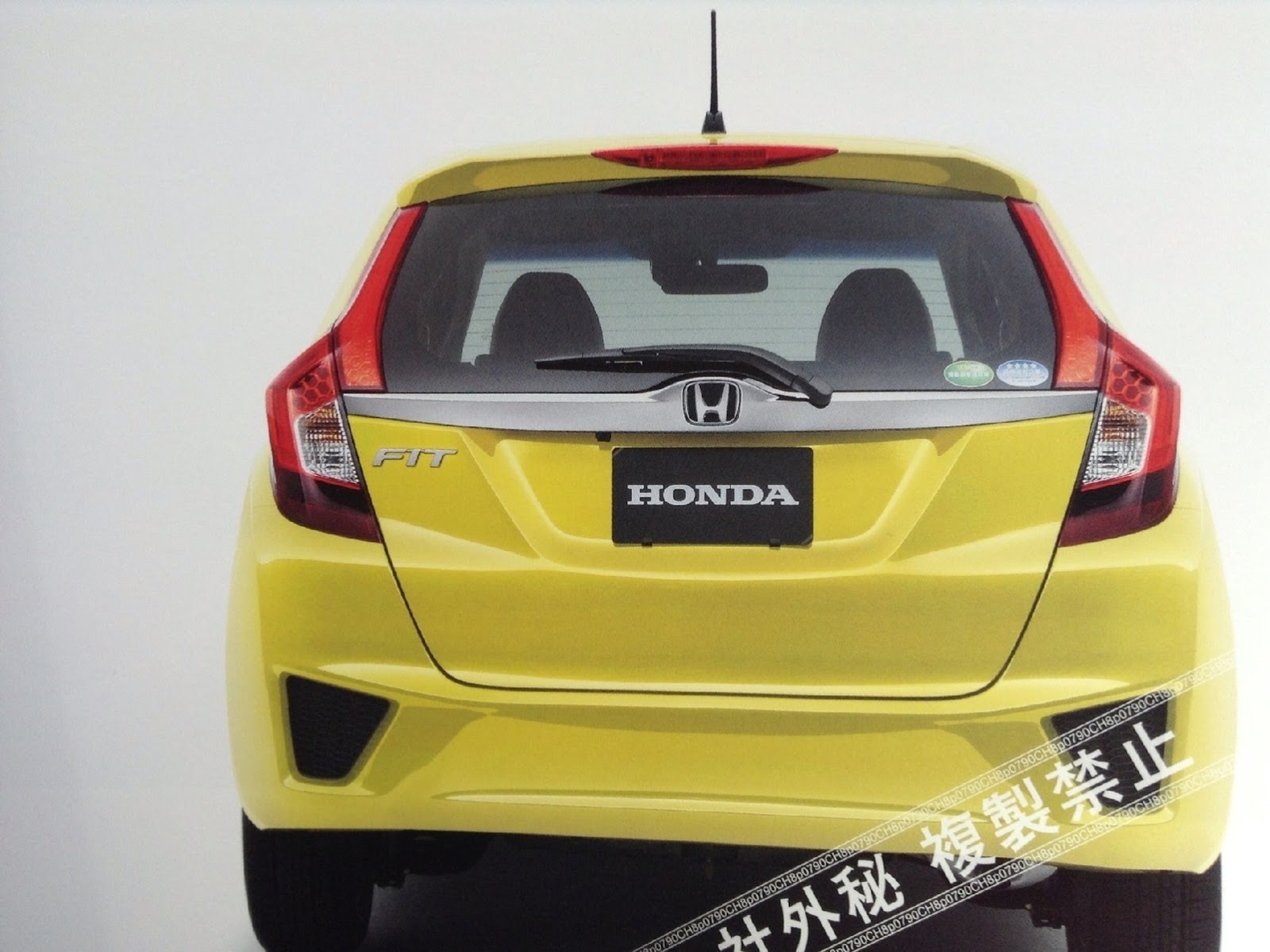 Honda-Fit-Jazz-1%25255B4%25255D.jpg