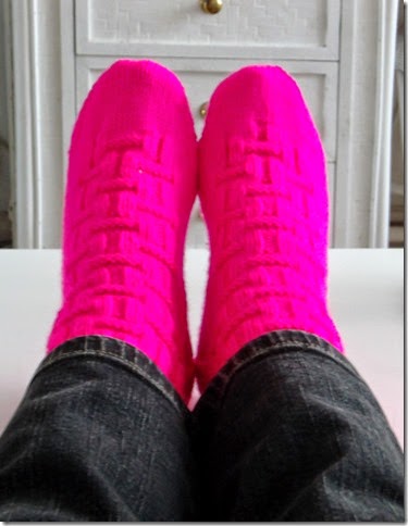 Happy Feet pink socks_9