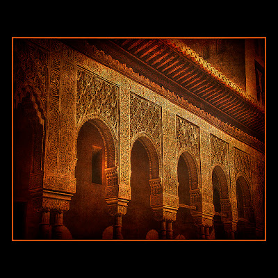 Alhambra , Source: http://www.flickr.com/photos/80651083@N00/3423944708 3423944708.jpg