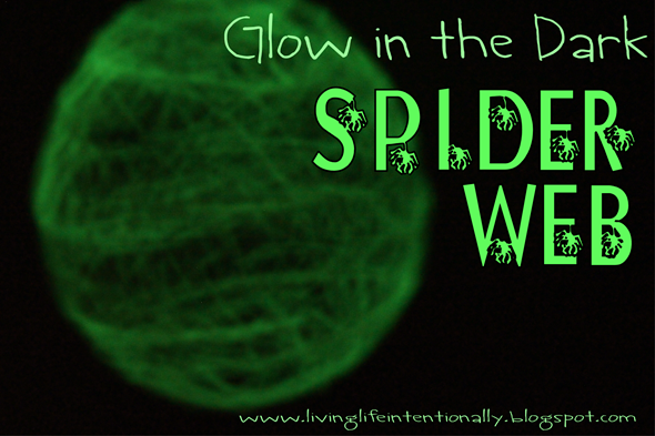 Glow in the Dark Spider WEb Craft for Halloween and spider study Glow in the Dark Spider WEb Craft for Halloween and spider study