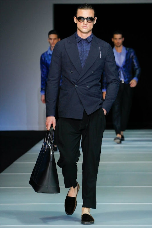 Milan Fashion Week Primavera 2012 - Giorgio Armani (48)