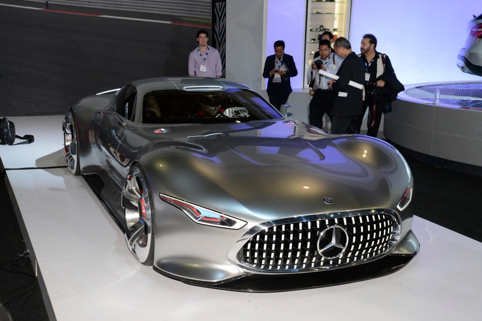 [Mercedes-Benz-LA-Auto-Show-16%255B2%255D.jpg]