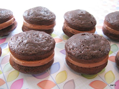 whoopie pies all in a row