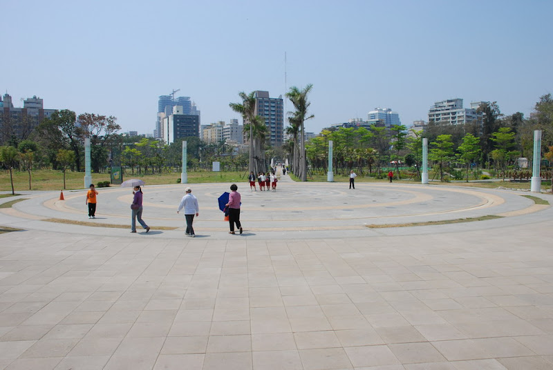 kao_mrt_08.jpg