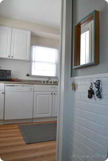 entrymakeover_mirror3_athomewithh entrymakeover_mirror3_athomewithh