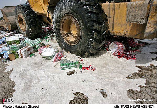 Daivam polum porukkilla ivanmaarodu: (EVEN GOD WILL NOT FORGIVE THESE PEOPLE........)