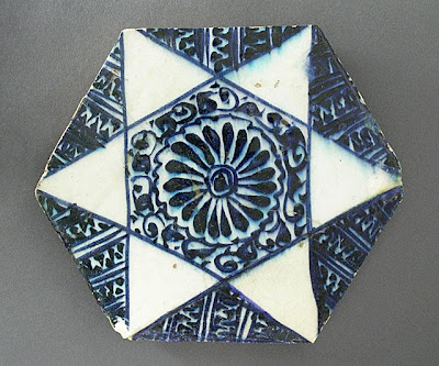 Tile | Origin: Syria | Period: circa 1430 | Collection: The Madina Collection of Islamic Art, gift of Camilla Chandler Frost (M.2002.1.49) | Type: Ceramic; Architectural element, Fritware, underglaze-painted, Diameter: 7 7/8 in. (20 cm); Depth: 3/4 in. (1.91 cm)