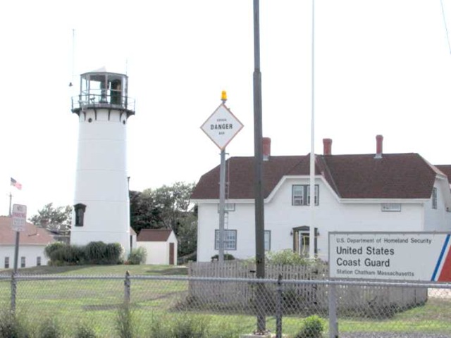 [chathamlighthousewithccstation3.jpg]