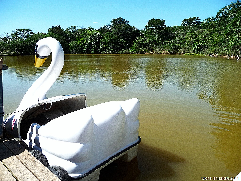 [44-%2520Gl%25C3%25B3ria%2520Ishizaka%2520-%2520Mar%25C3%25ADlia%2520-lago%255B8%255D.jpg]