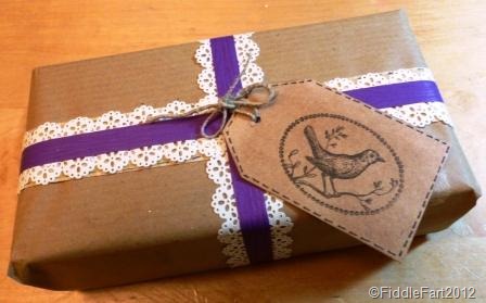 [Kraft%2520Paper%2520and%2520Tag%2520gift%2520wrap%255B9%255D.jpg]