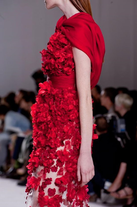 giambattista-valli-details-haute-couture-autumn-2013----pfw34