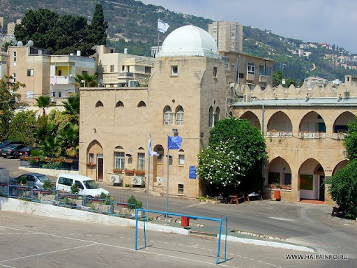 ADSCF8649 Haifa Reali School.jpg