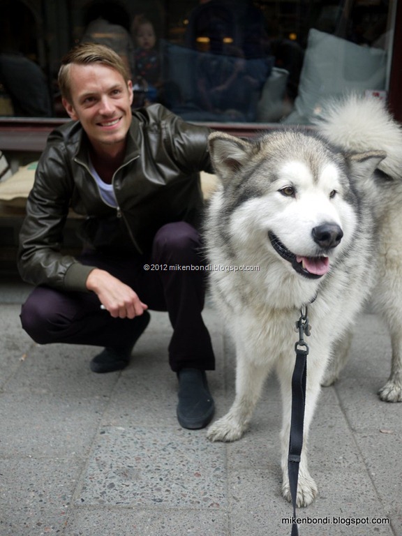 [Joel%2520Kinnaman%2520meets%2520Munson%255B2%255D.jpg]