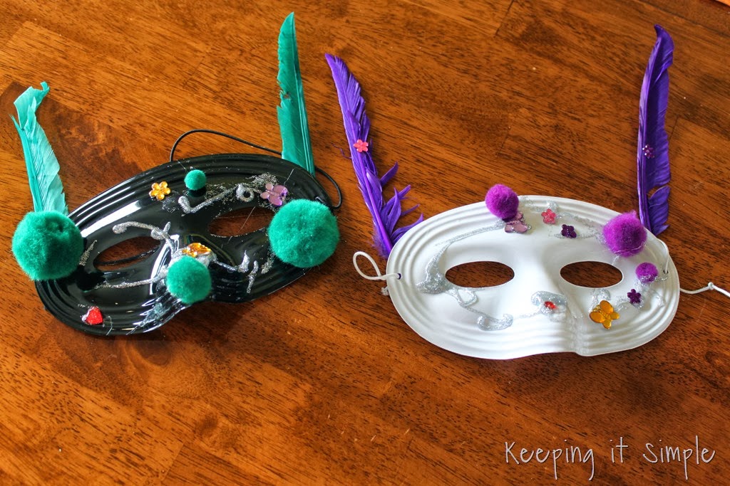 [plastic%2520masks%2520%25284%2529%255B9%255D.jpg]