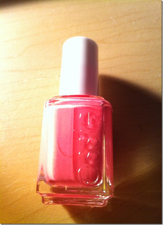 essie-knockout-pout