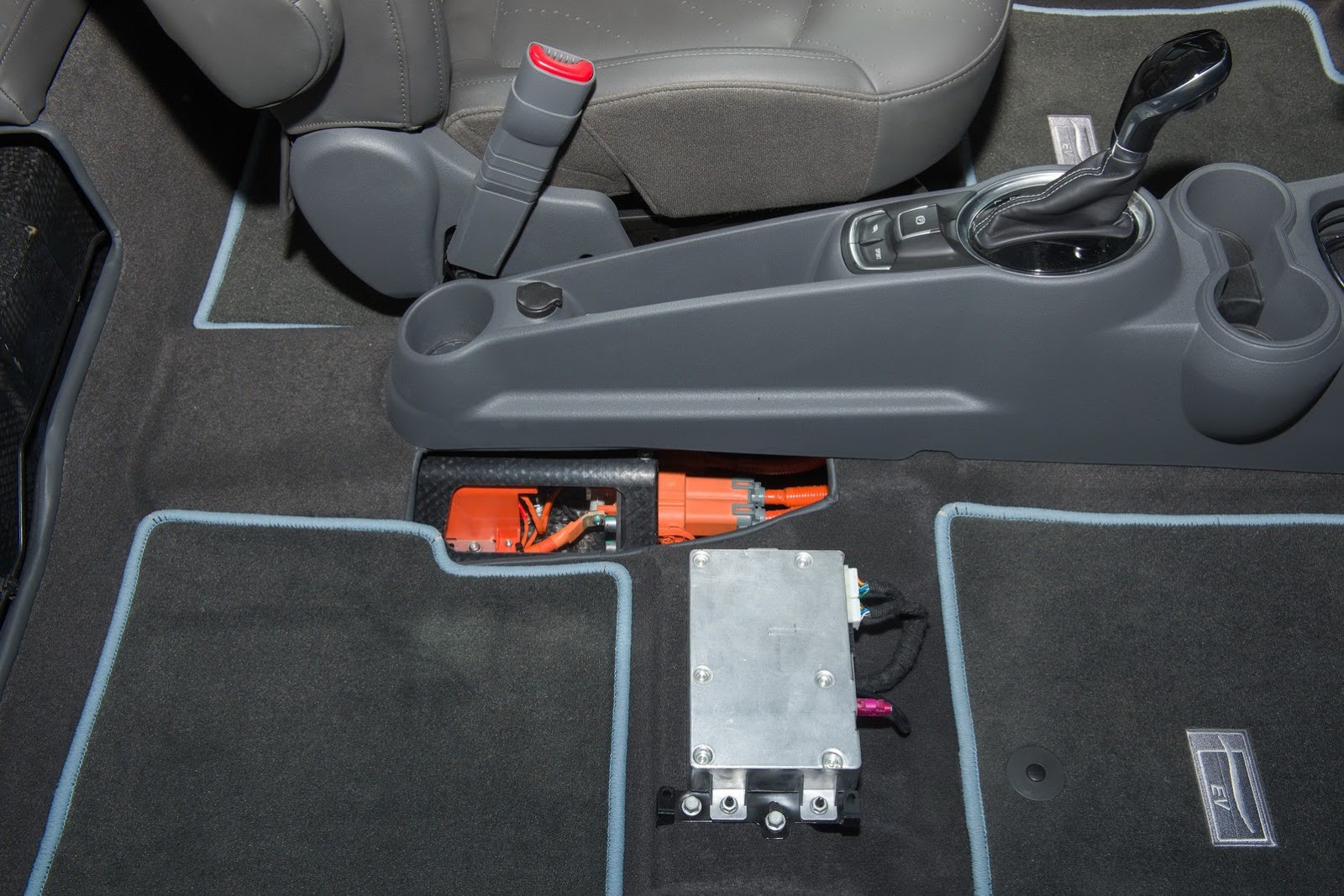 [2014-Chevrolet-Spark-EV-4%255B2%255D.jpg]