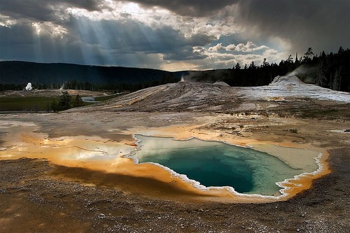 [RT-03-Yellowstone-08%255B2%255D.jpg]