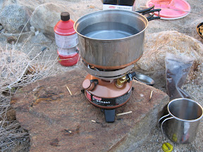Trying out the new duel fuel stove. It will run on unleaded gas. Too bad we are using diesel in our Cruiser :-)